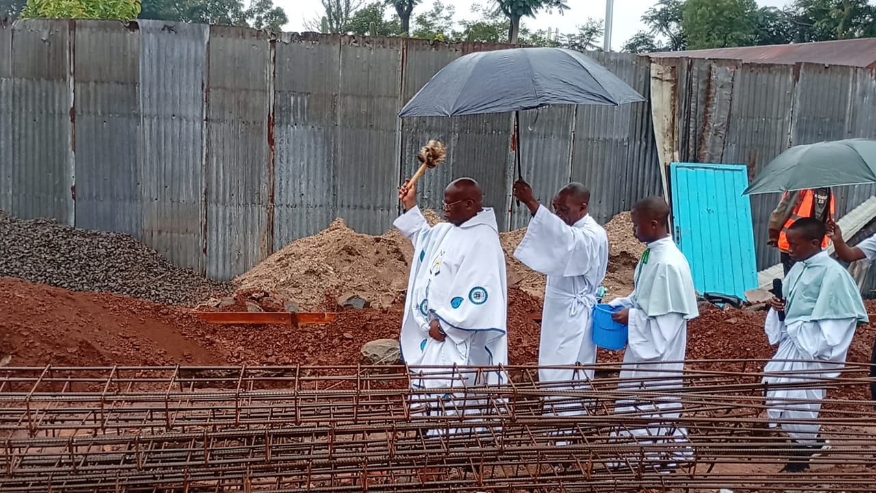 Cérémonie de pose de la première pierre des nouveaux bâtiments du Lycée Cirezi — photo 7